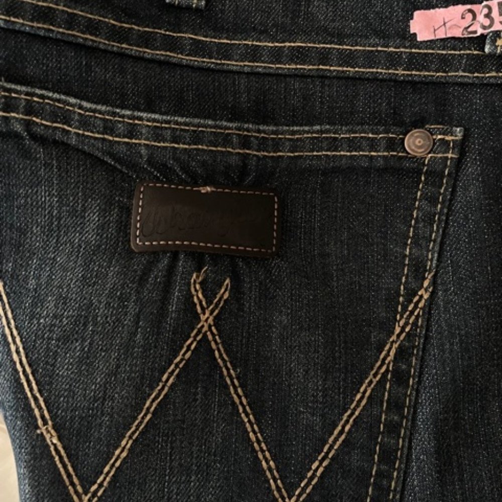Men's Wrangler Retro® Relaxed Fit Bootcut Jean 34 x 34